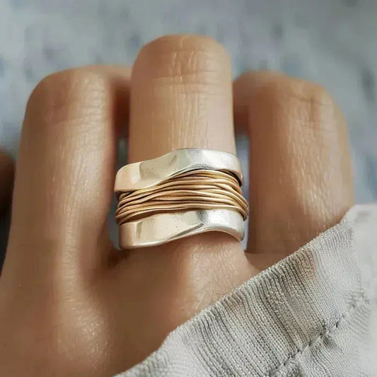 Flevos - Iögonfallande Ring