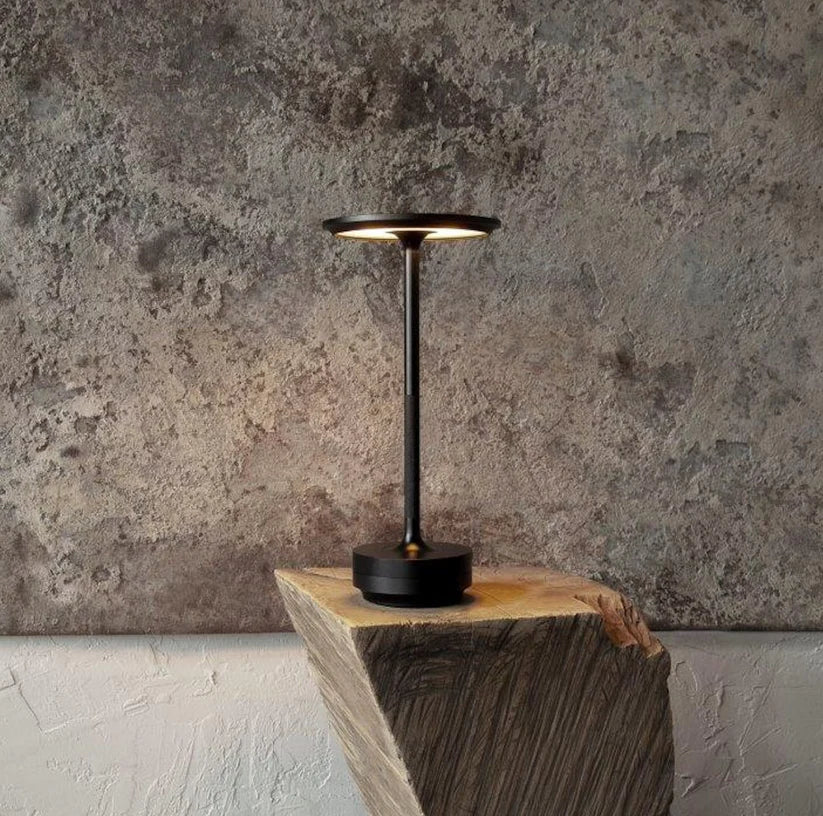 AuraLux - Trådlös Touch Lampa